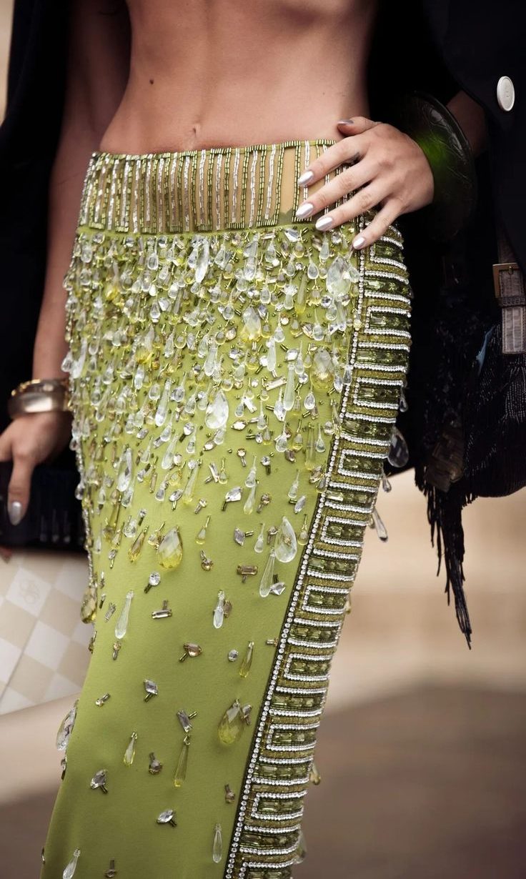 Robe strass doré